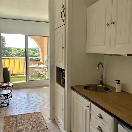 شقة Sejour Au Port Hyères